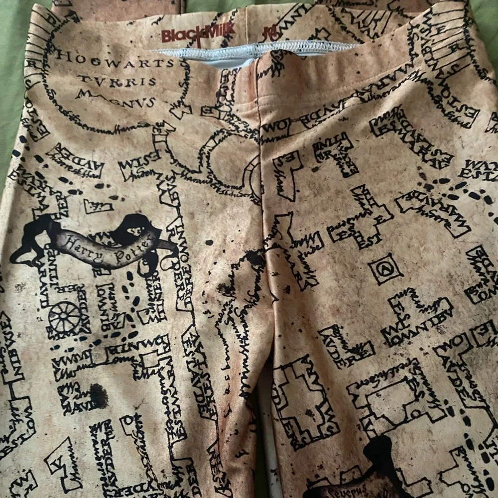 Blackmilk MARAUDERS MAP LEGGINGS - LIMITED - Picture 6 of 6